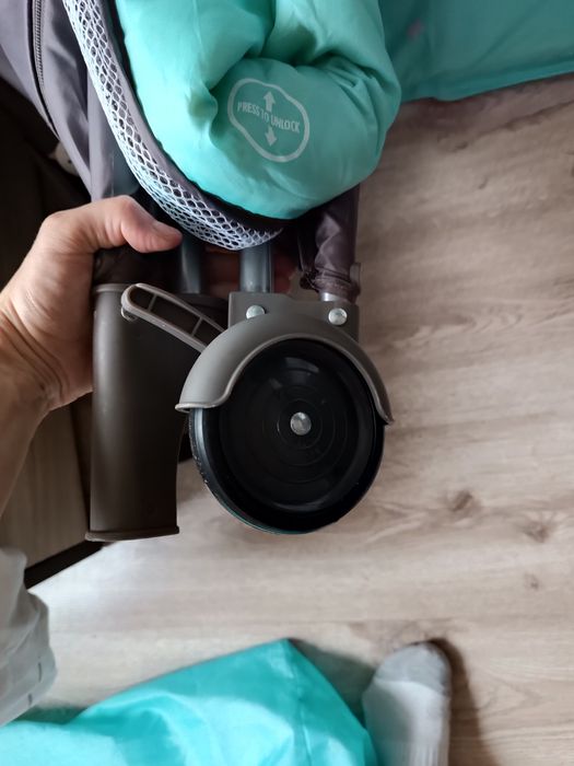 Сгъваема детска кошара/ легло