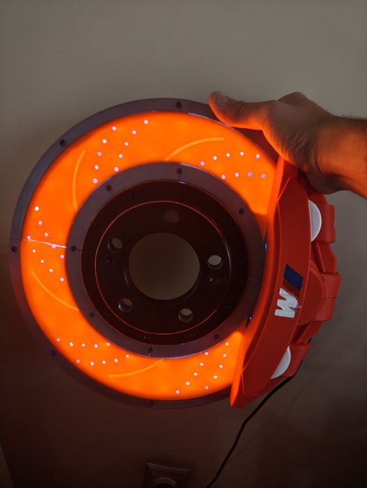 Bmw  спирачен диск лампа