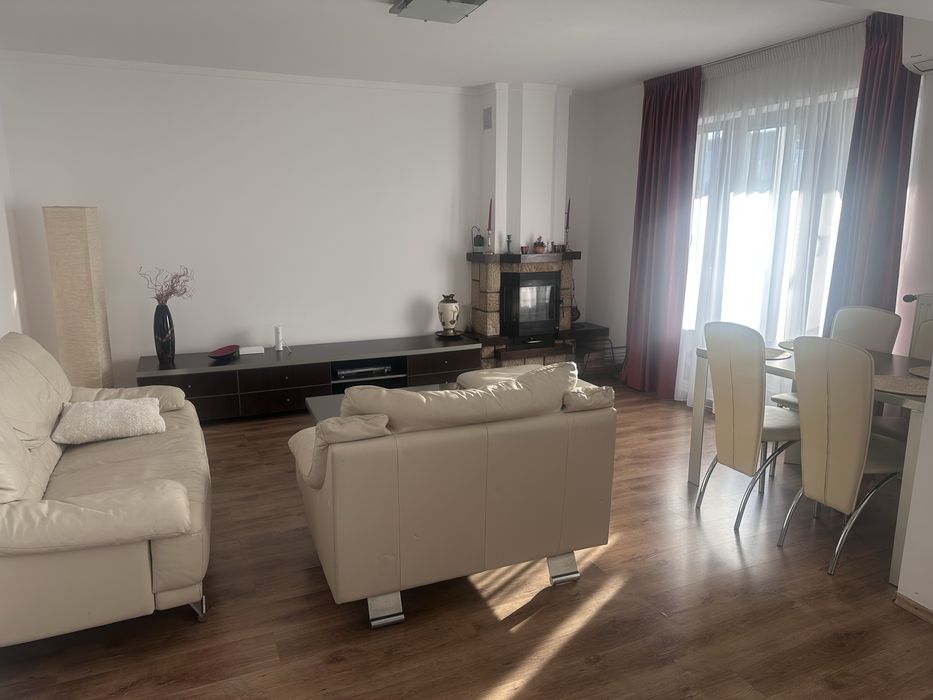 Inchiriez apartament 3 camere central