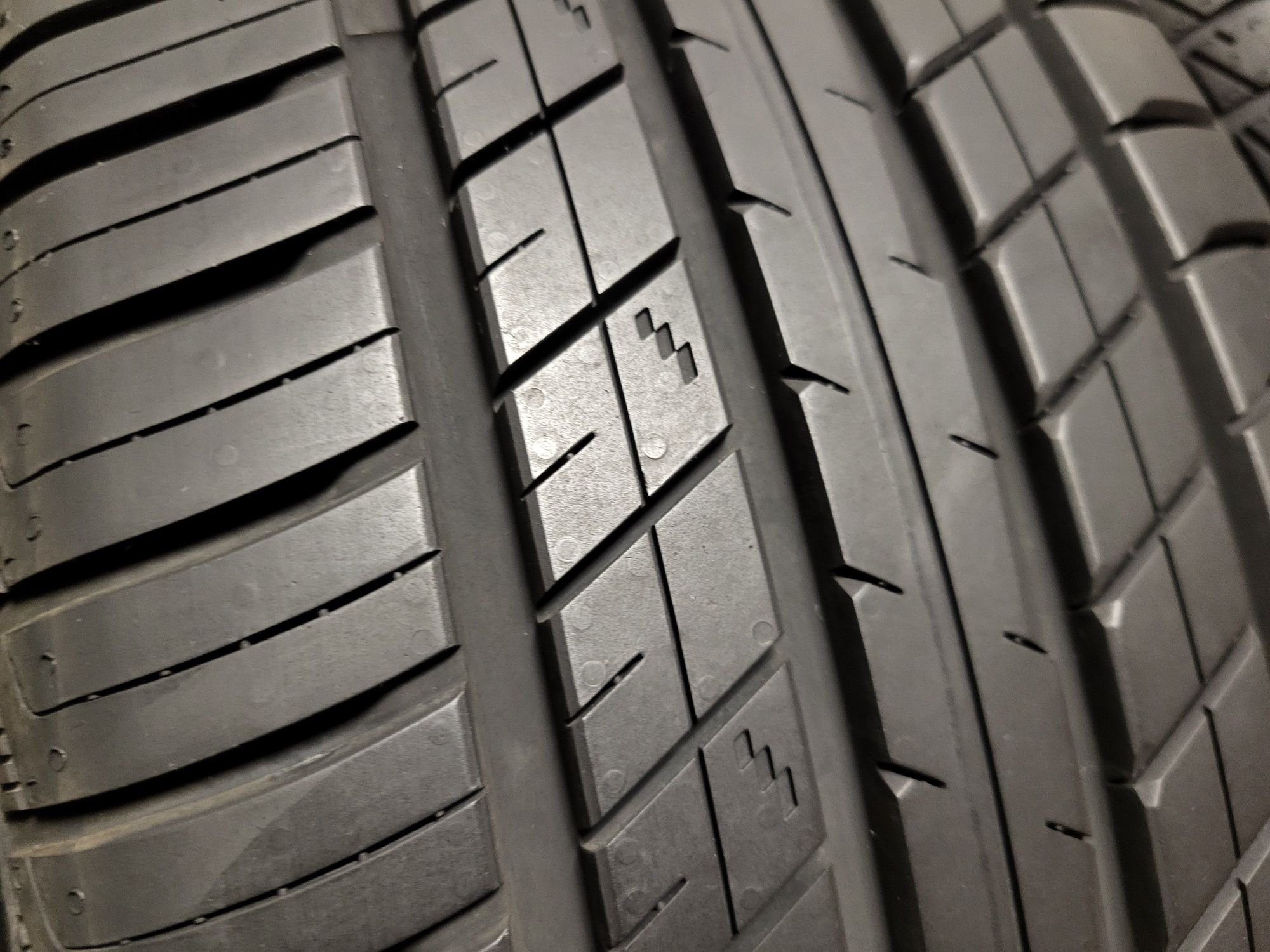 225/45/19 Roadx DOT0224 / летни гуми