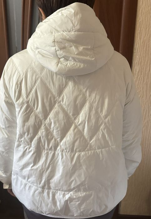 Продам куртку новая