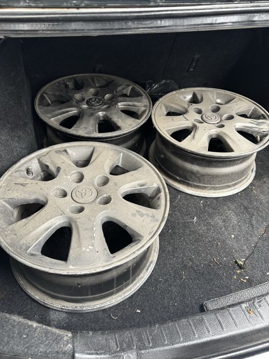 Продам диски на тойоту