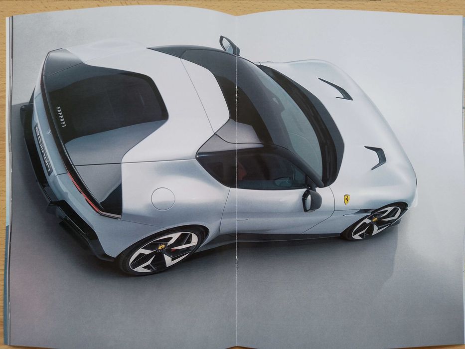 Каталог книжка брошура автомобилна литература за Ferrari 12Cilindri