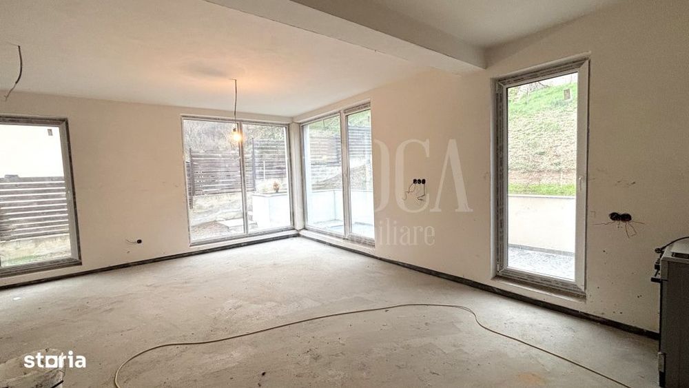 Casa 5 camere de vanzare in Sat Tauti, Tauti