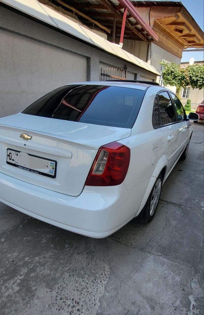 Lacetti 2013 1.6 автомат сотилади