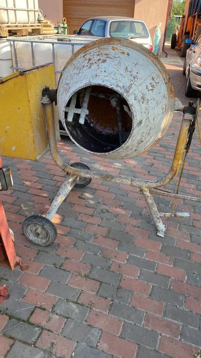 Betoniera 200l marca sella