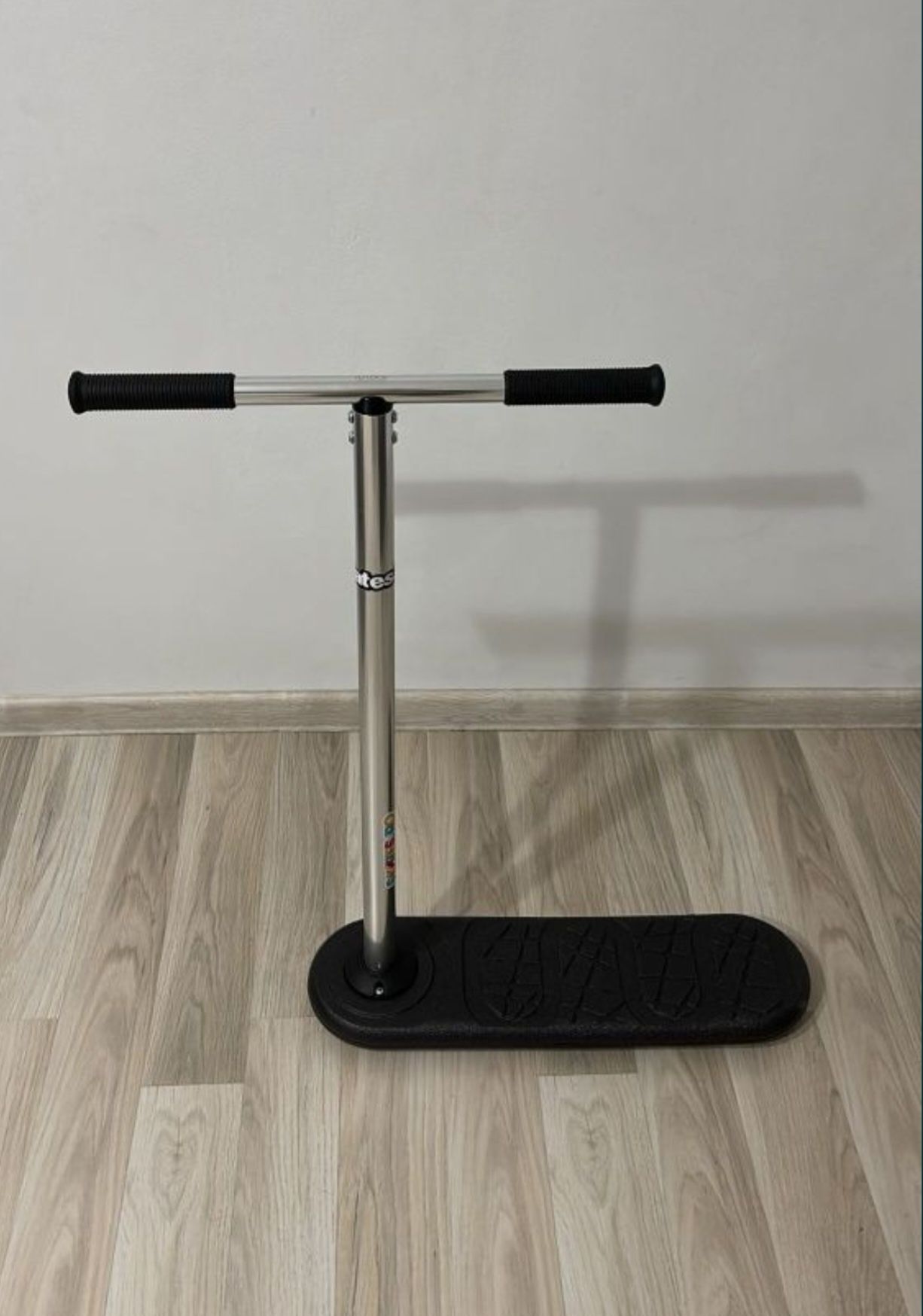 INDO 670 trampoline scooter