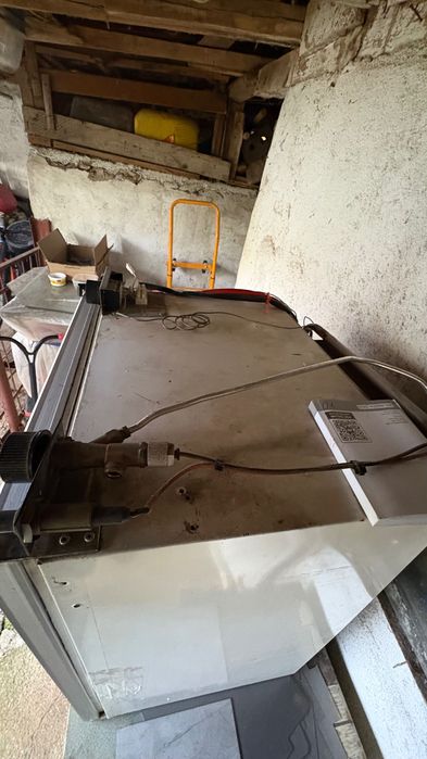 Хладилник на газ 12 в и 220 в