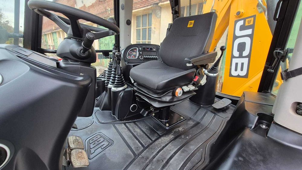 Buldoexcavator JCB 4CX, 2018, 1545H, multiple accesorii