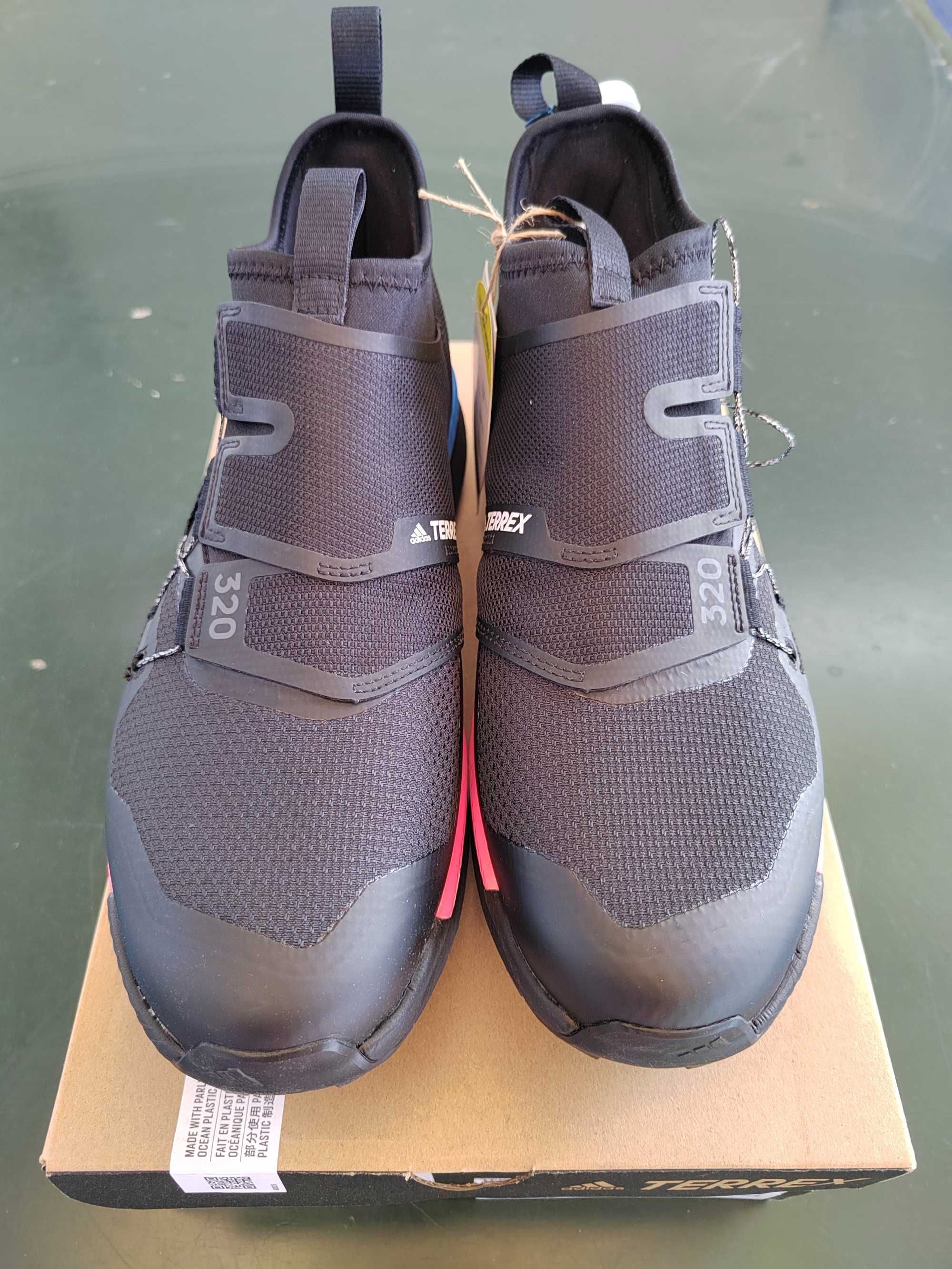 Кросовки Men's adidas Terrex Agravic Pro Trail Running Shoes BOA Black