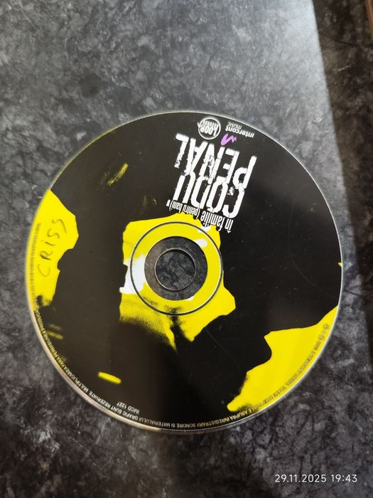 Vând album codul penal