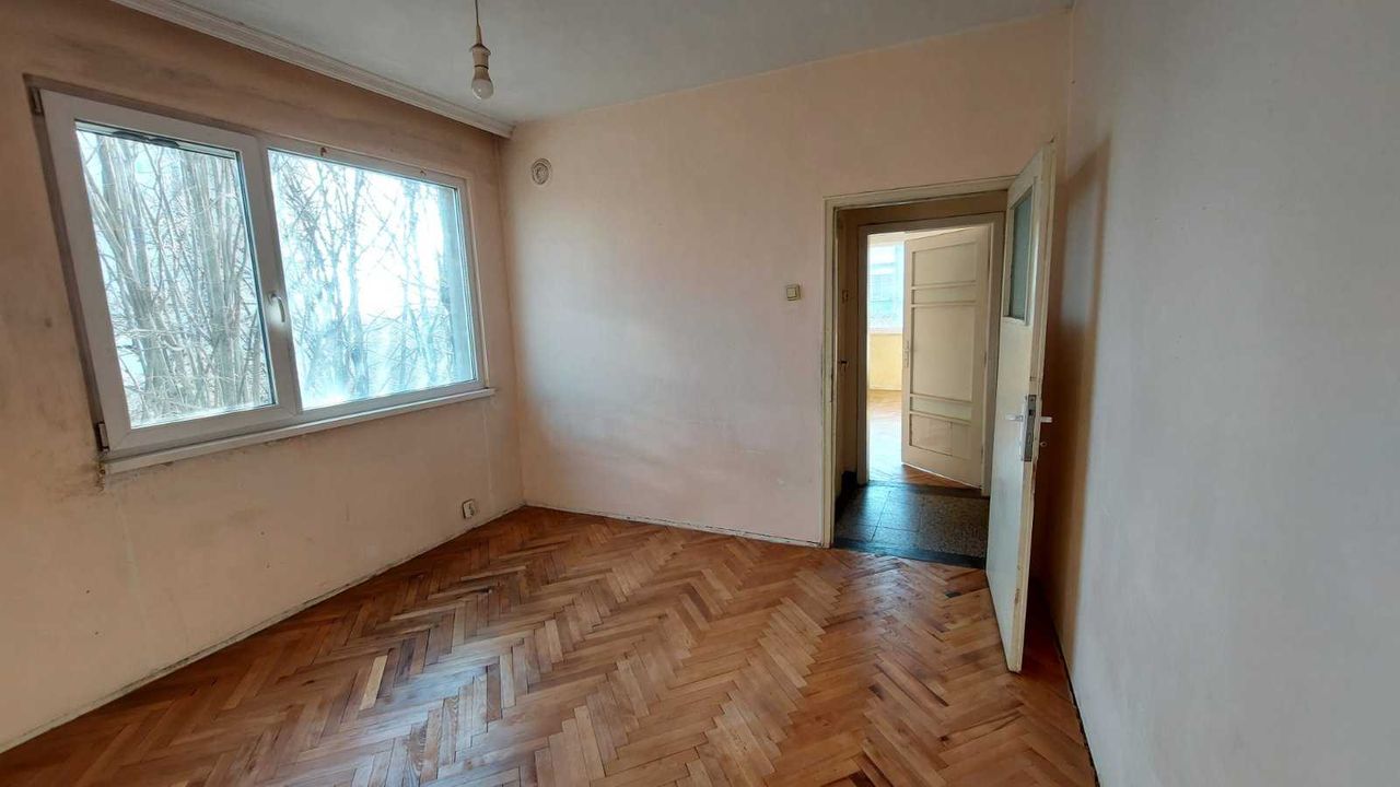 Продава се Тристаен апартамент в Варна, Победа - 60 кв.м за 1834 €/кв.м - Снимка #5