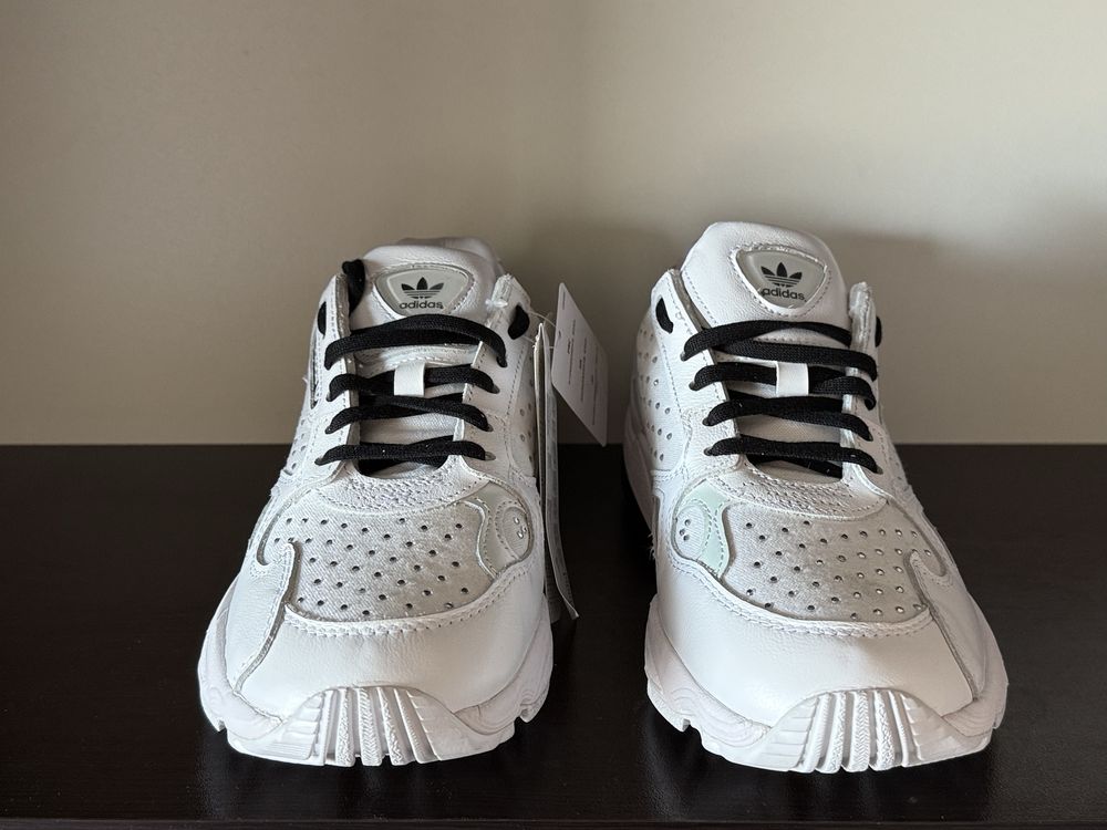 Adidas Falcon 39номер 24см Стелка Нови с Кутия