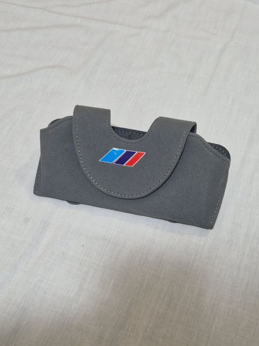 Suport ochelari parasolar auto