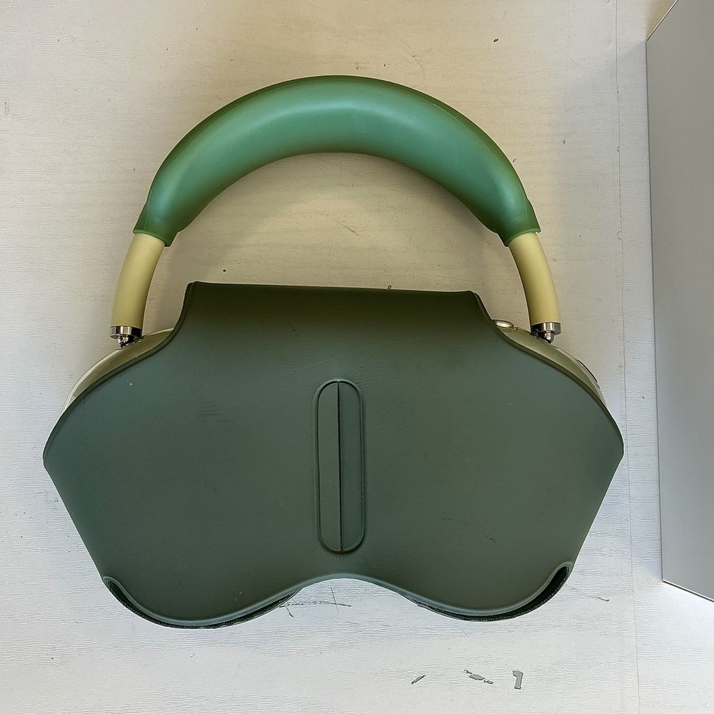 Apple AirPods Max