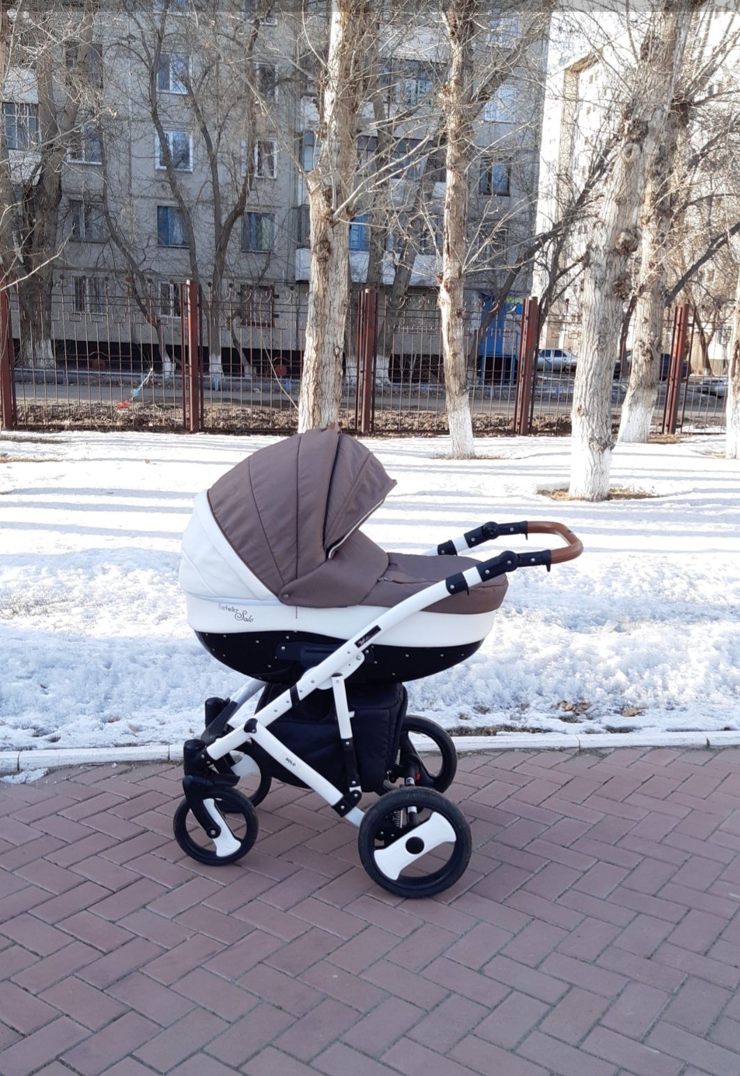 Продам детскую коляску