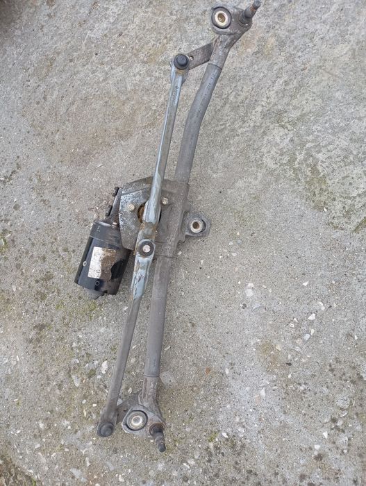 Моторче предни чистачки Audi A3 8l