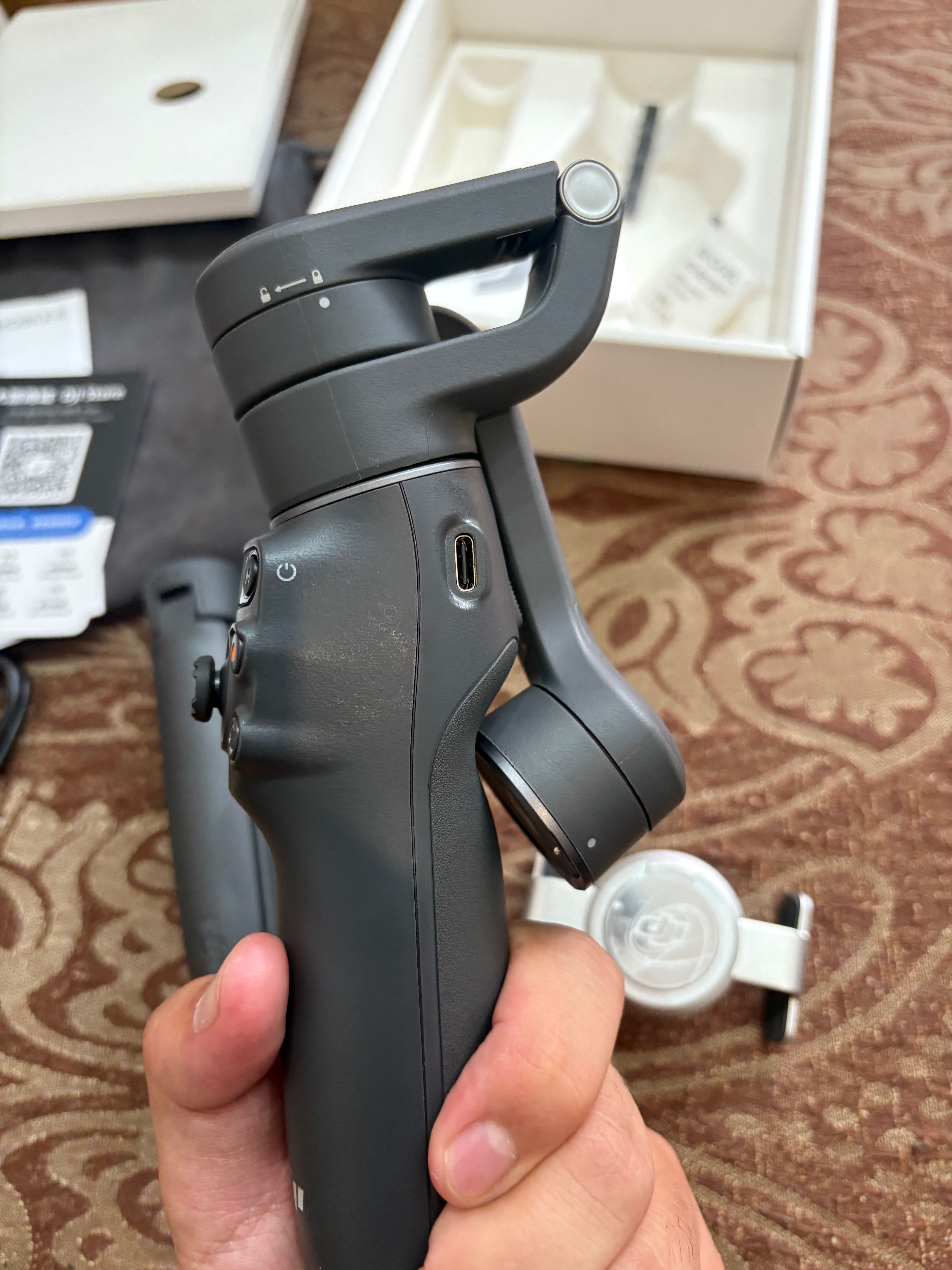 DJI Osmo Mobile 6