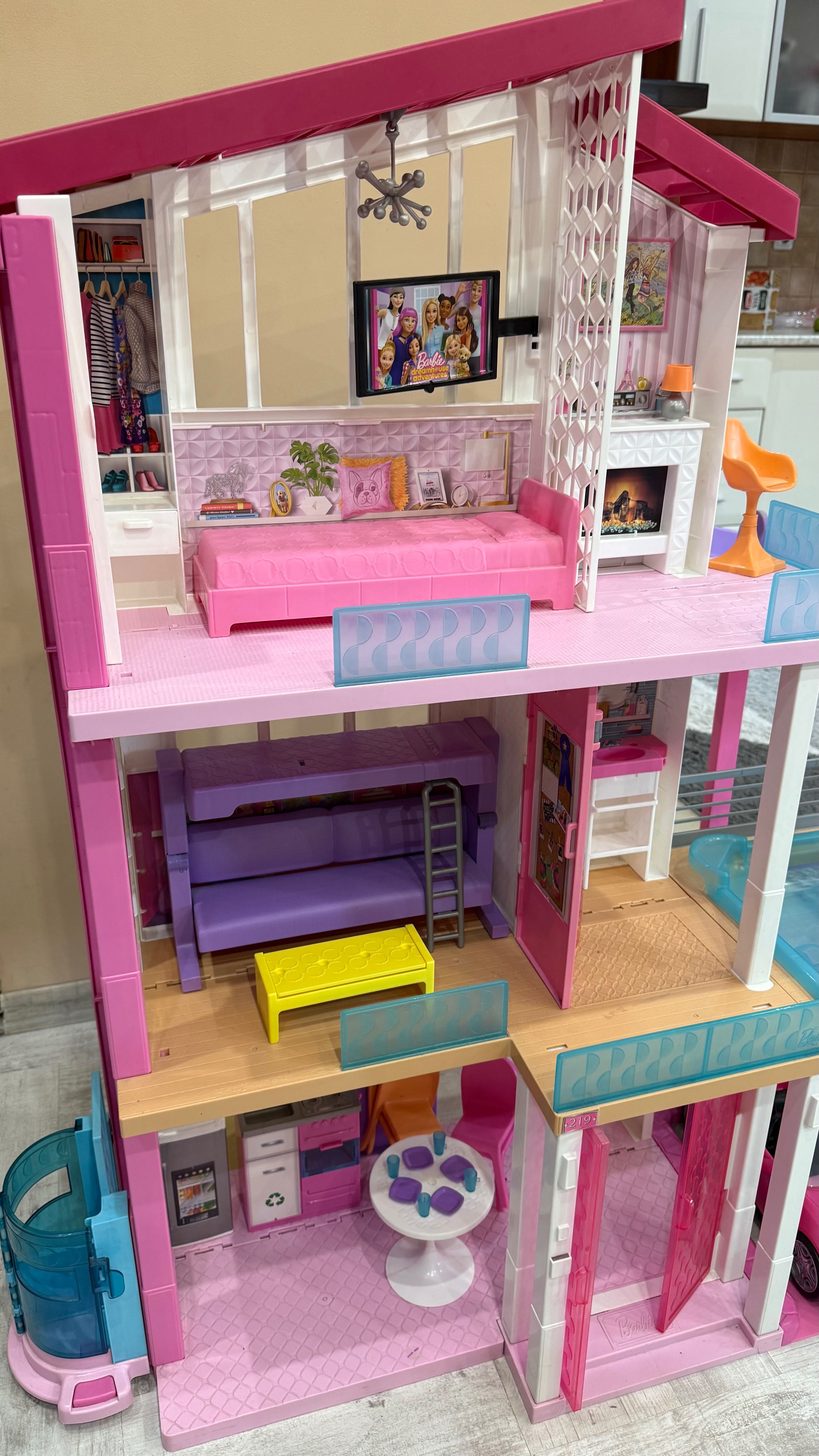Къща за кукли Барби. Barbie