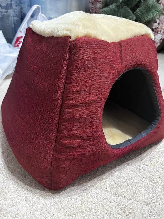 Продам домик для собаки