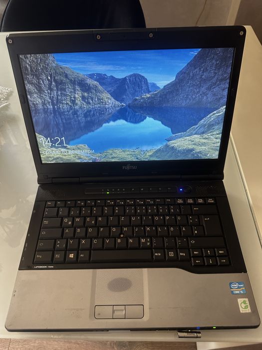 Лаптоп Fujitsu LifeBook – i5, 4GB RAM, 500GB HDD – Windows 10 Pro