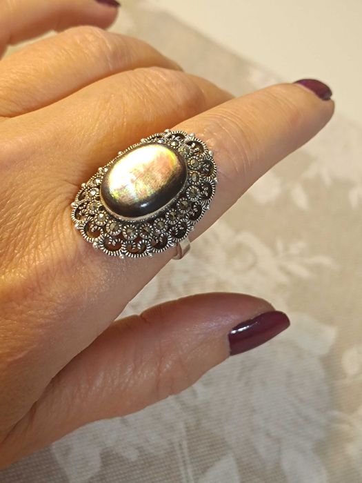 Inel superb din argint 925 cu sidef și marcasite