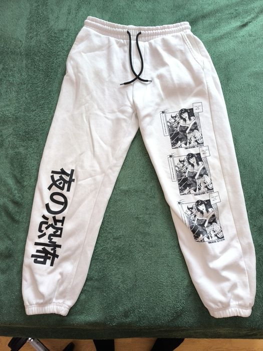 Комплект Bershka – суитшърт + долнище (унисекс)