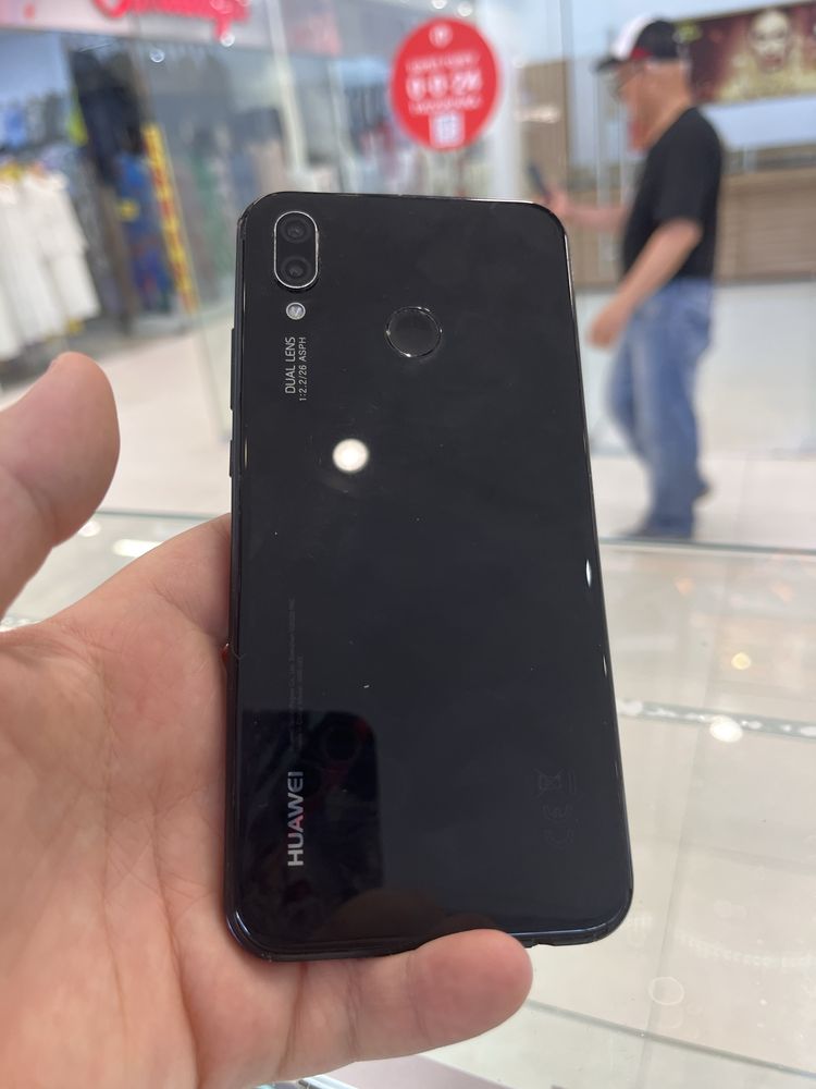 HUAWEI P20 Lite,телефон