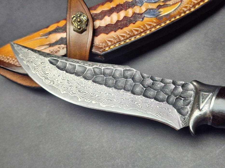 Ловен нож от дамаска стомана Monster Wolverine