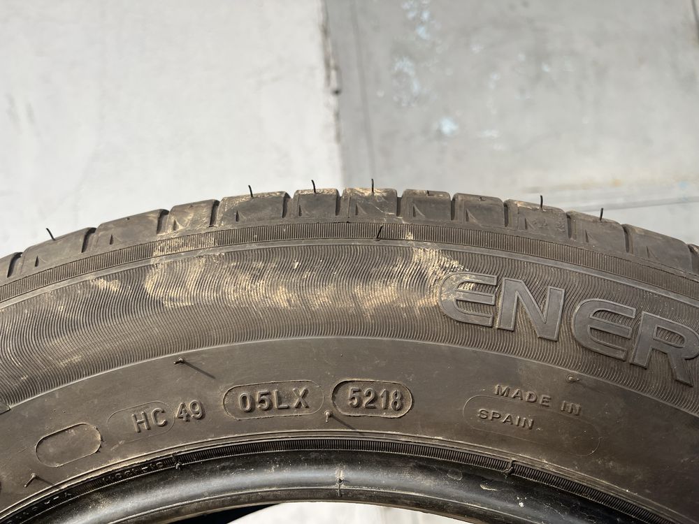 4 бр. летни гуми 215/60/16 Michelin DOT 5218 5 mm
