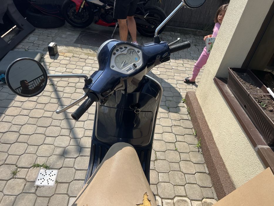Piaggio vespa 2013 lx125 3v injectie