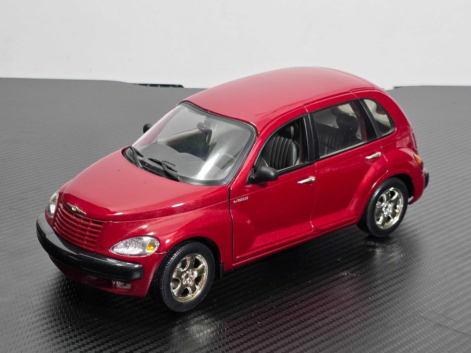 Macheta Auto 1/18 Gate Chrysler PT Cruiser Rosu