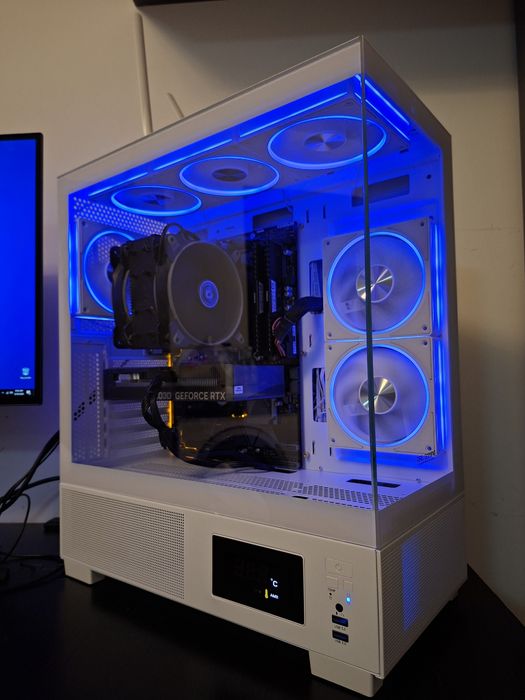 PC Ryzen 5800x cu RTX 5060