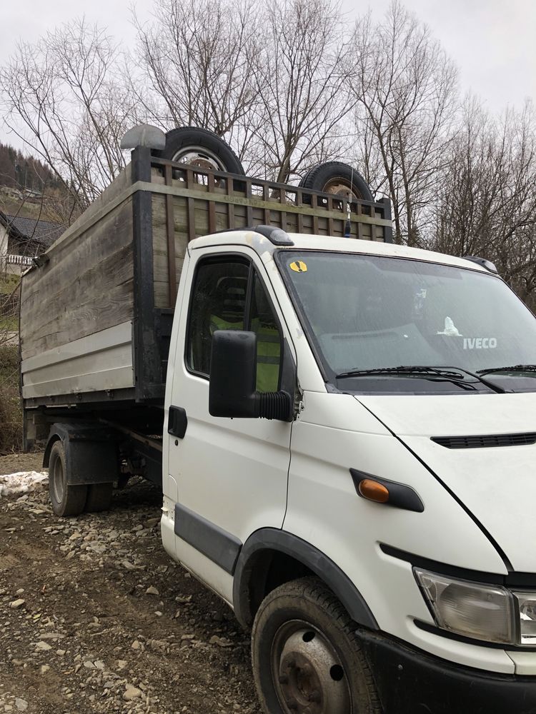 Vând  Iveco daily