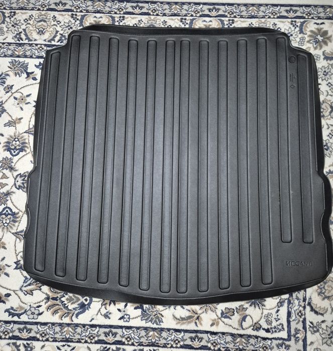 Protectie portbagaj Megan 4 berlina