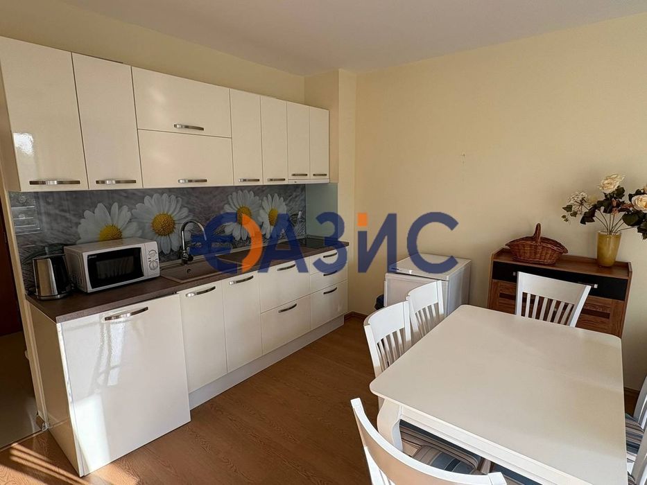 Продава се Двустаен апартамент в к.к. Слънчев бряг - 72 кв.м за 1195 €/кв.м - Снимка #3