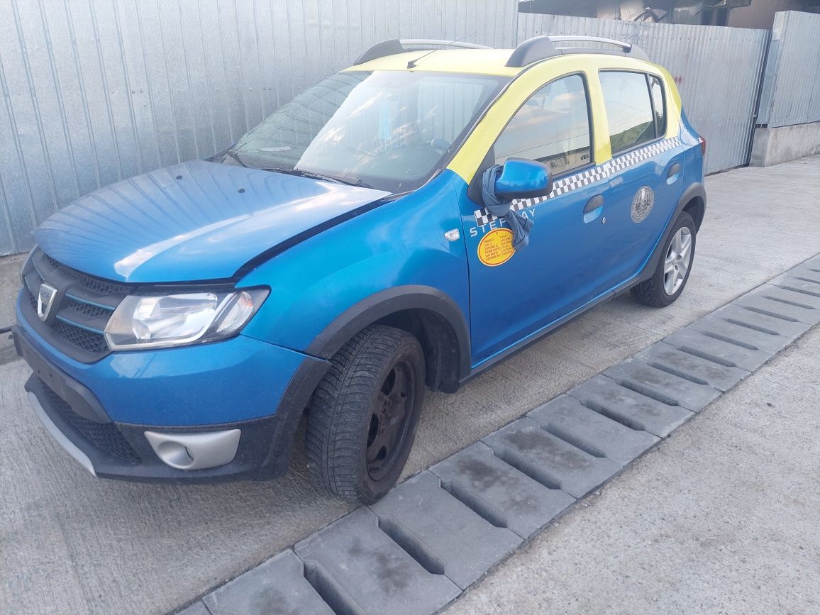 Dezmembrari Dacia piese Dacia sandero stepway 2015