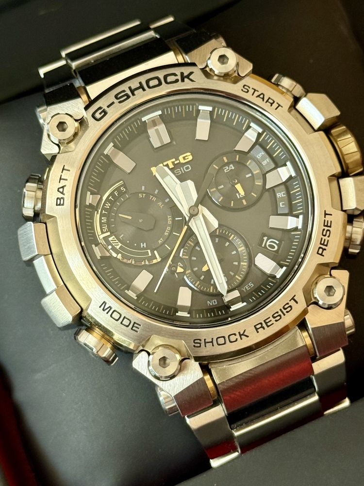 Casio MTG - B3000D - 1A9