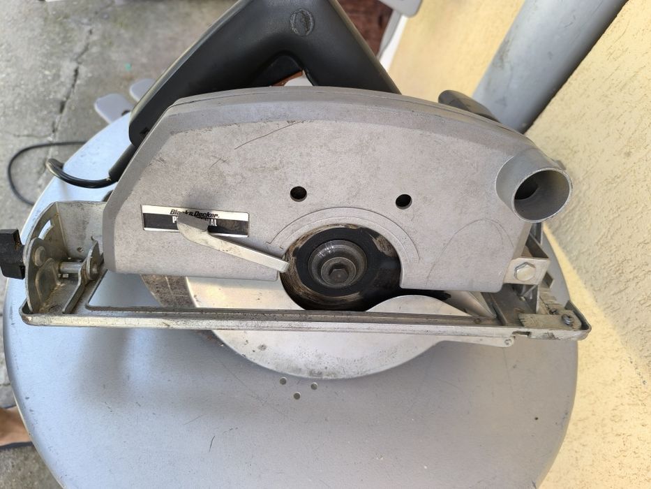 Circular profesional Black & Decker