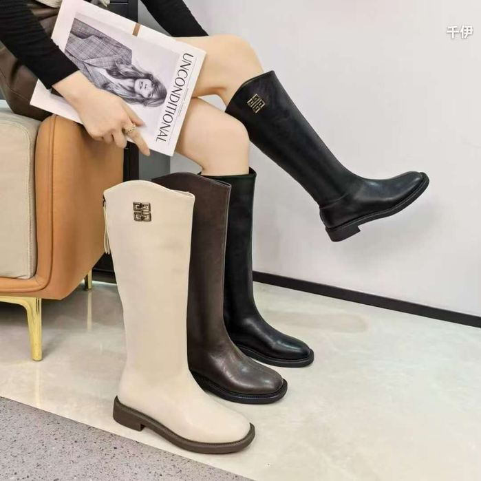 В наличии есть ..