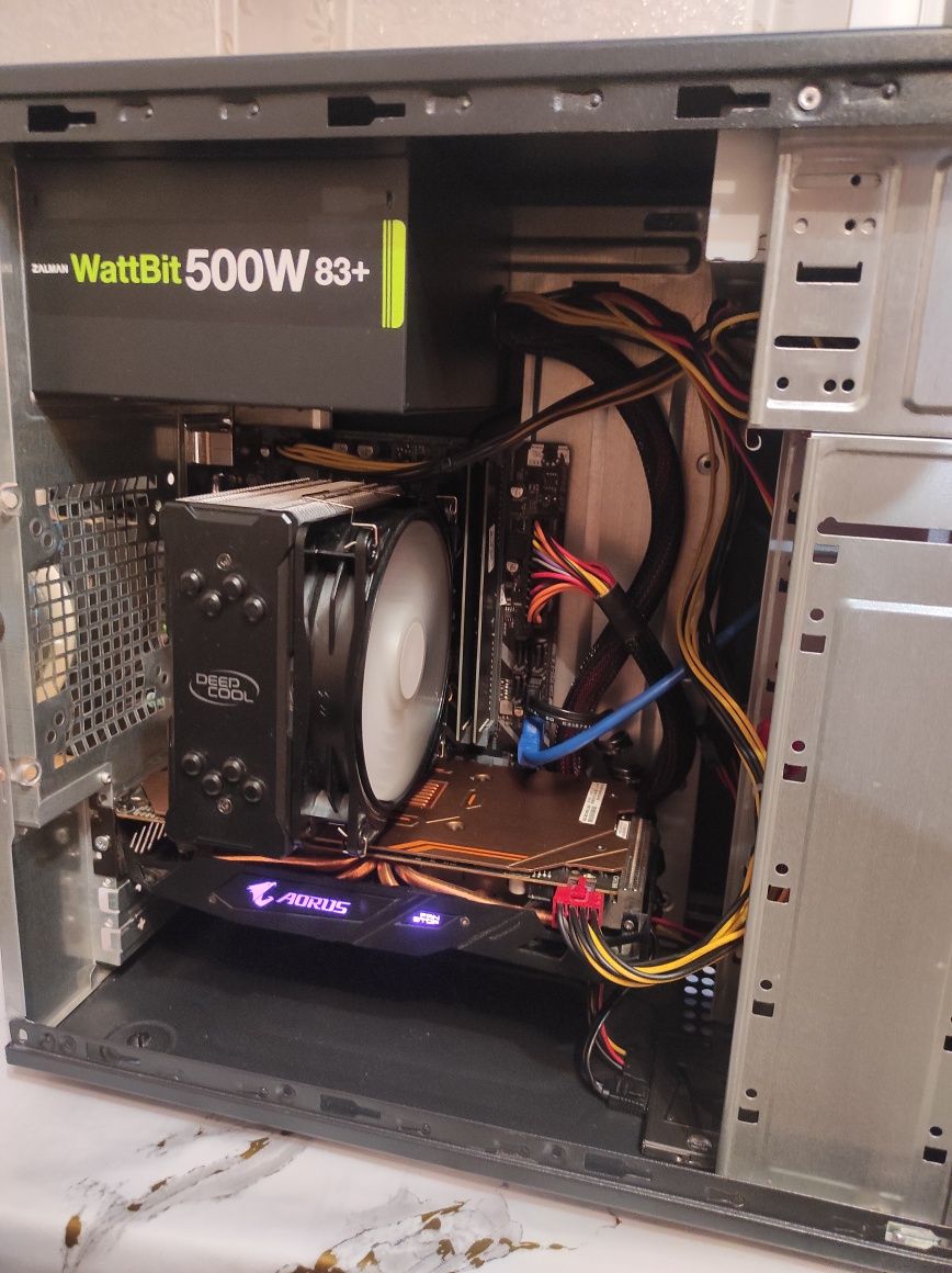 Системный блок cpu i3-9100f, ram 16gb, gpu rx570, ssd 240gb