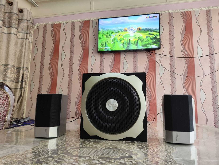 Orginal F&D subwoofer usb fleshka chip va aux tushadi bas va ovozi zor