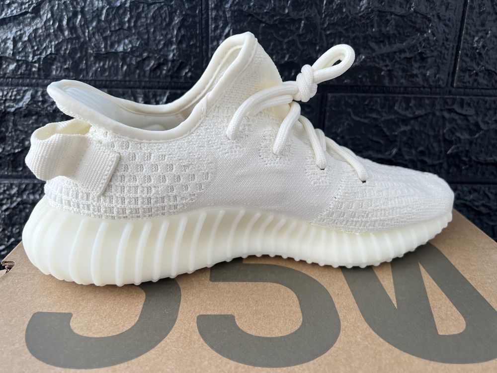 36-45 Yeezy 350 V2 Bone