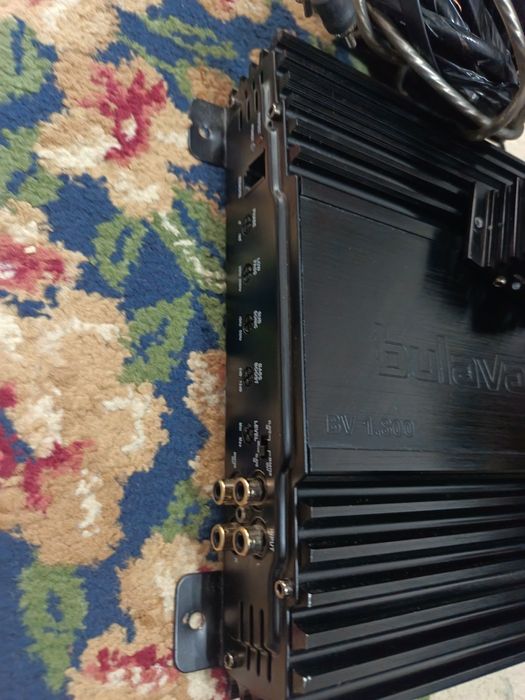 Усилители и моноблоки сотилади