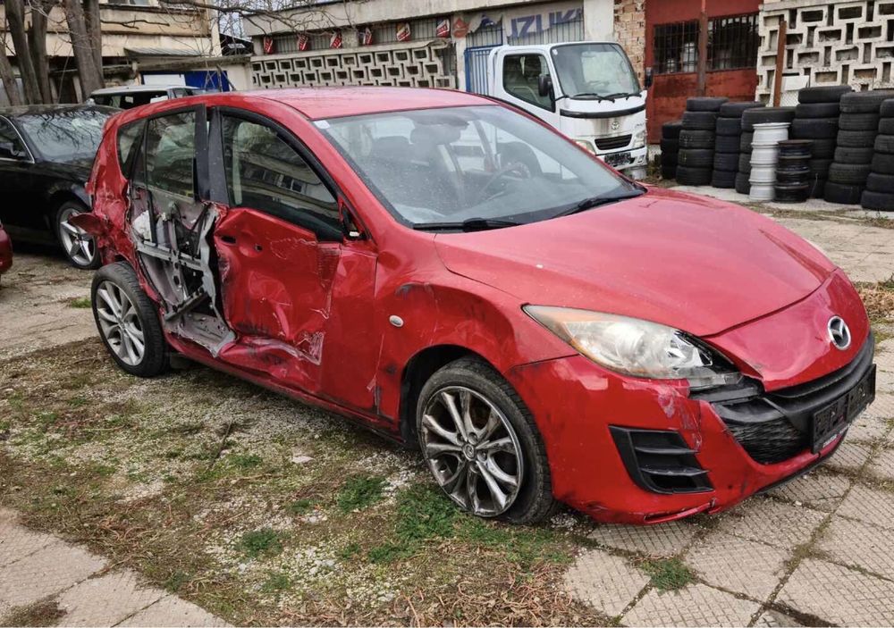 Mazda 3 1.6 i на части