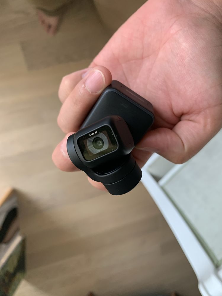 Insta 360 link вебкамера web cam