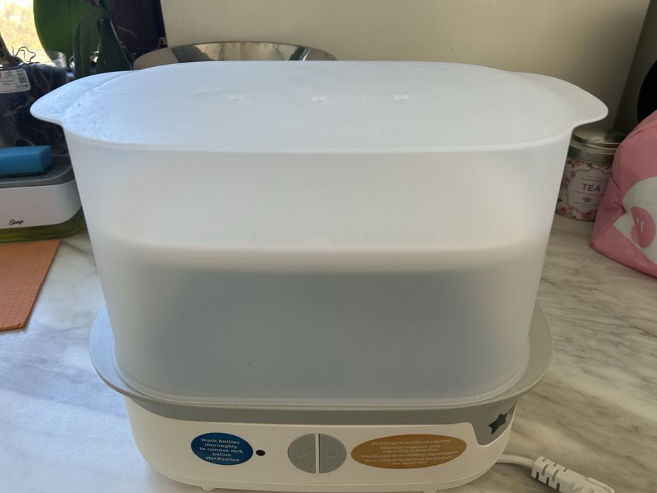 Стерилизатор Tommee Tippee