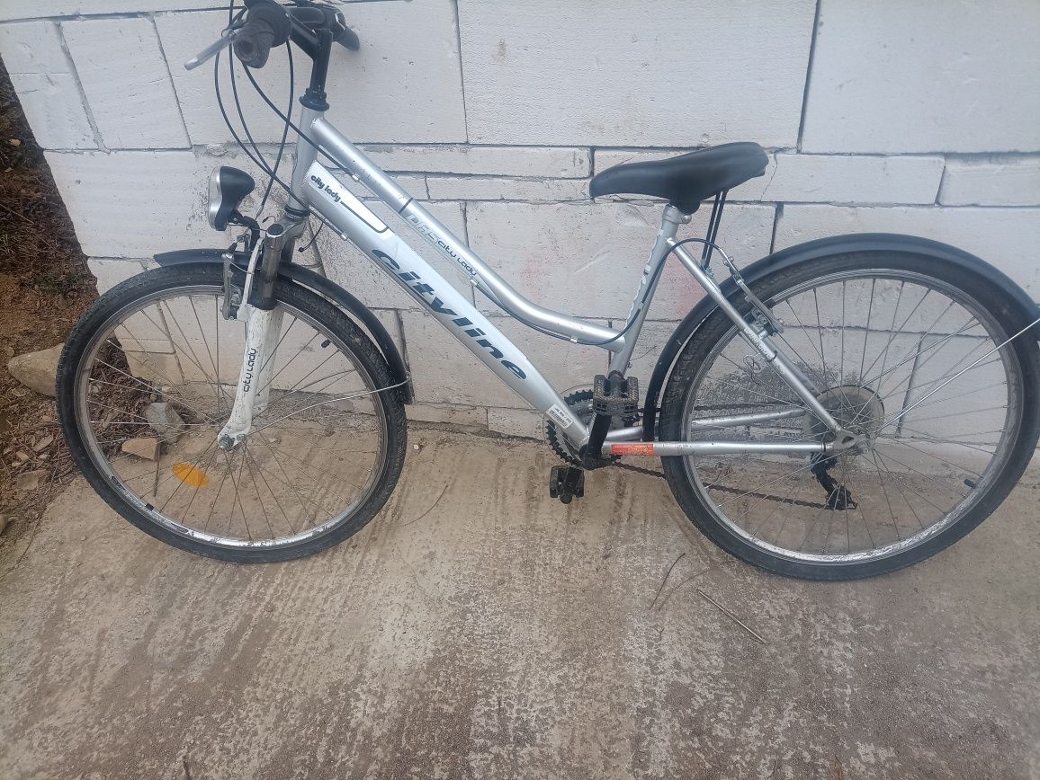 Vănd bicicleta urgent