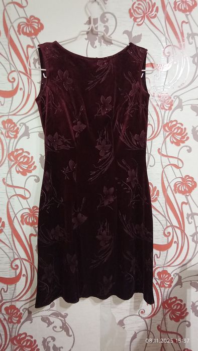 Два вечерних платья