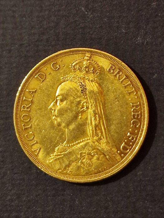 15.98 гр. Златна Монета Двоен Британски Суверен Виктория с Корона 1887